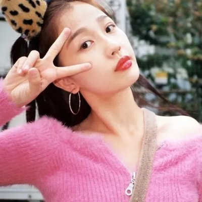 隔楼女孩：我们之间的层距